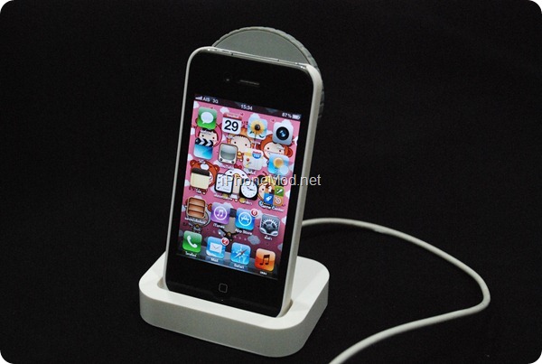 Momo-iPhone-Slim-Dock (6)