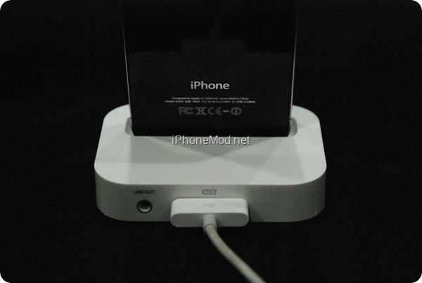 Momo-iPhone-Slim-Dock (7)