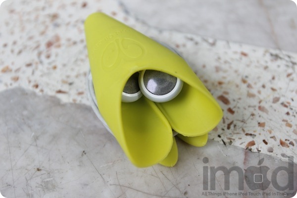 Cord On Ear-Holder (10)