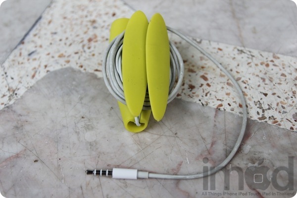 Cord On Ear-Holder (8)