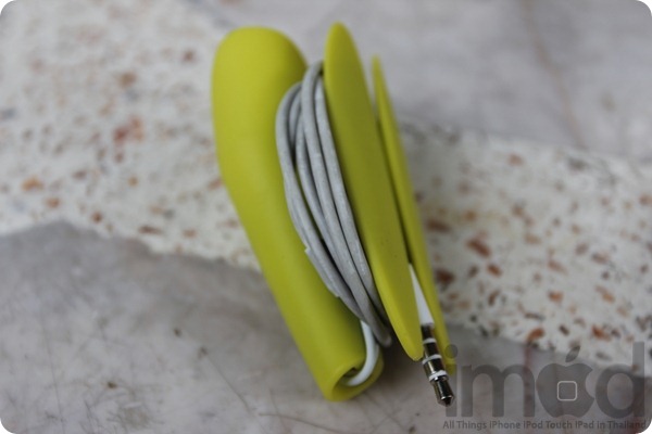 Cord On Ear-Holder (9)