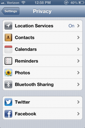 ios-6-beta-4-twitter-facebook-e1344283246165