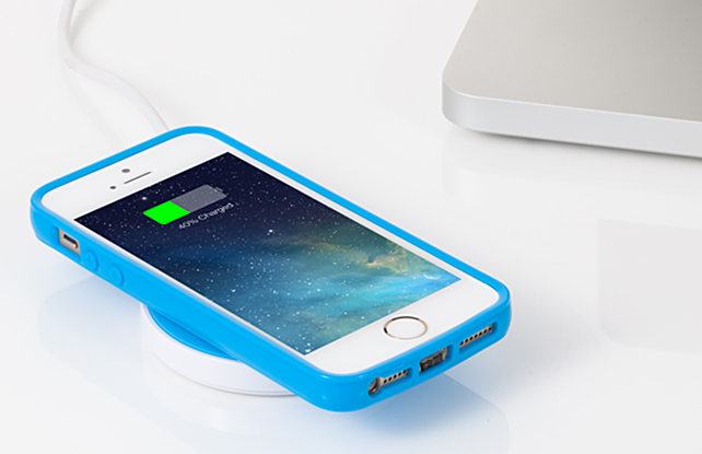 iqi-wireless-charging-for-iphone