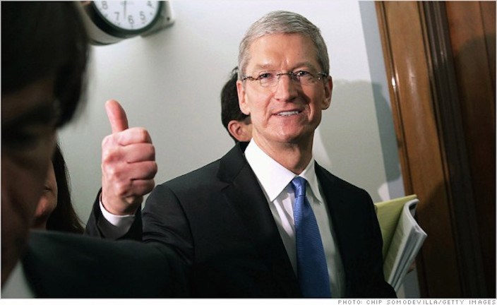 tim cook thump up