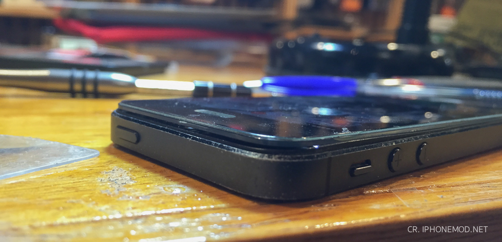 iphone5-battery-swollen-1