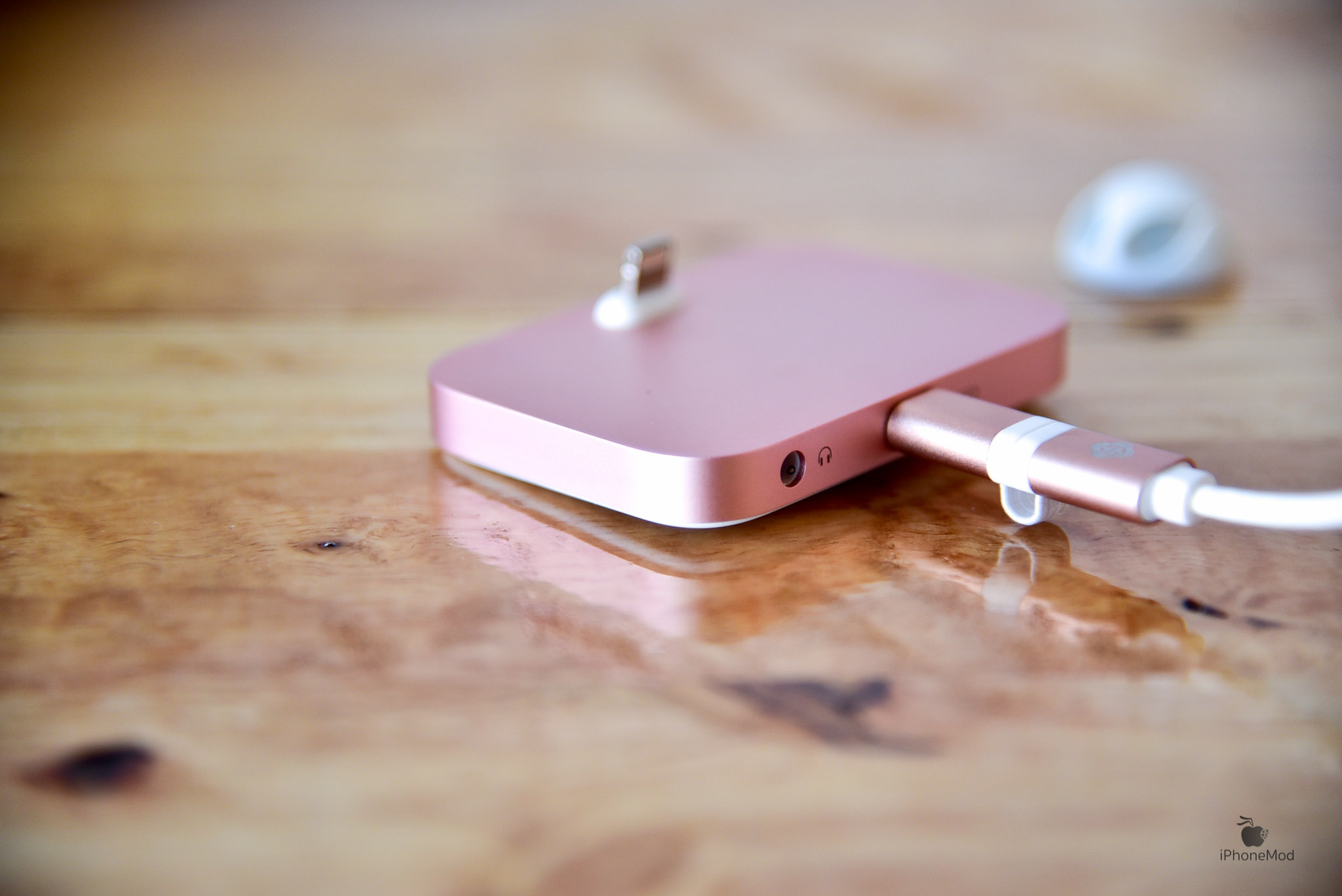 totu-iphone-2in-1-charging-cable-11