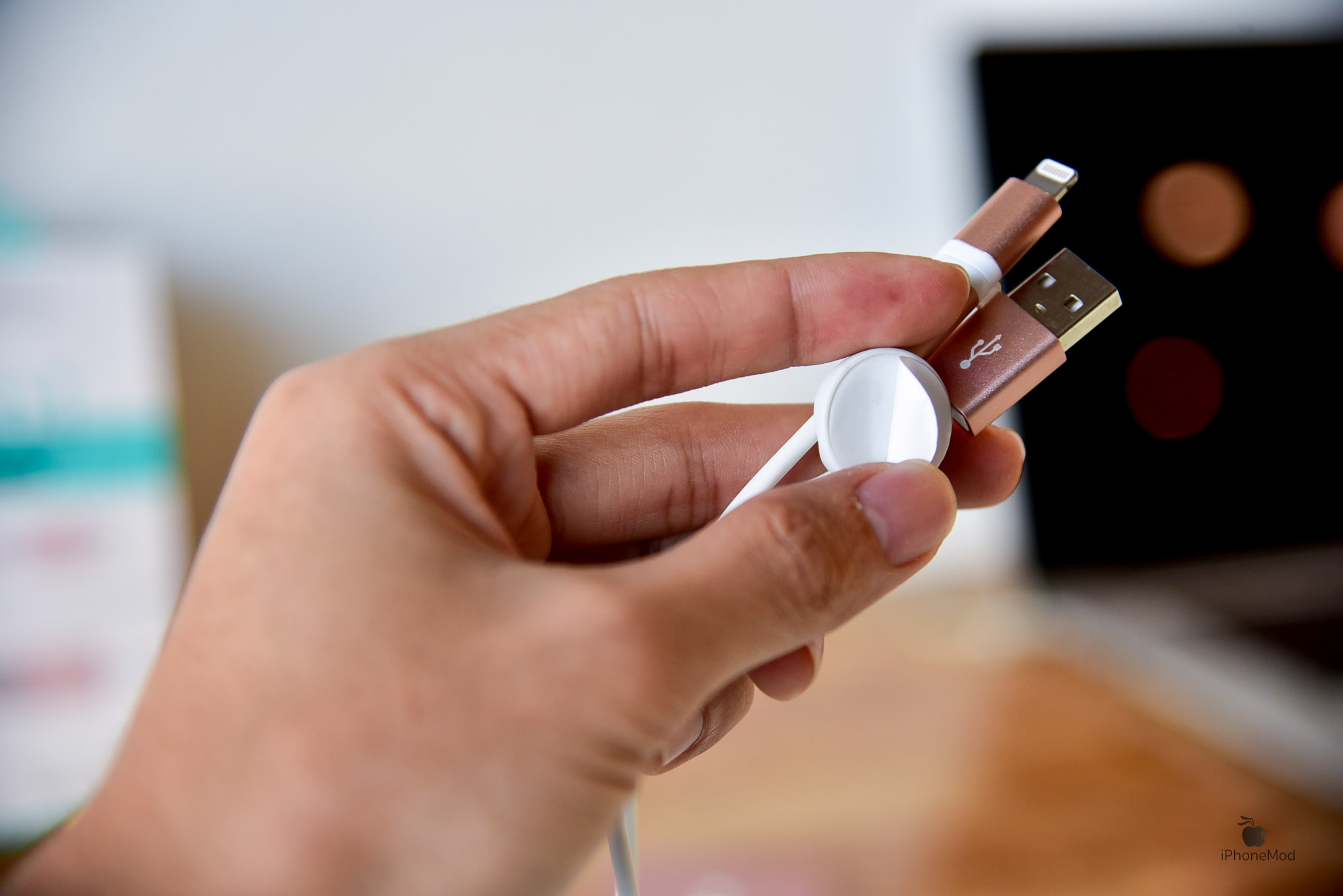 totu-iphone-2in-1-charging-cable-13