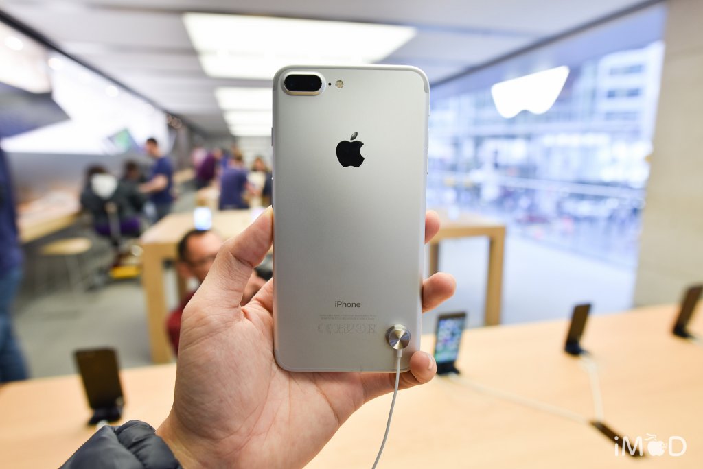 iPhone-7-7plus-launch-18