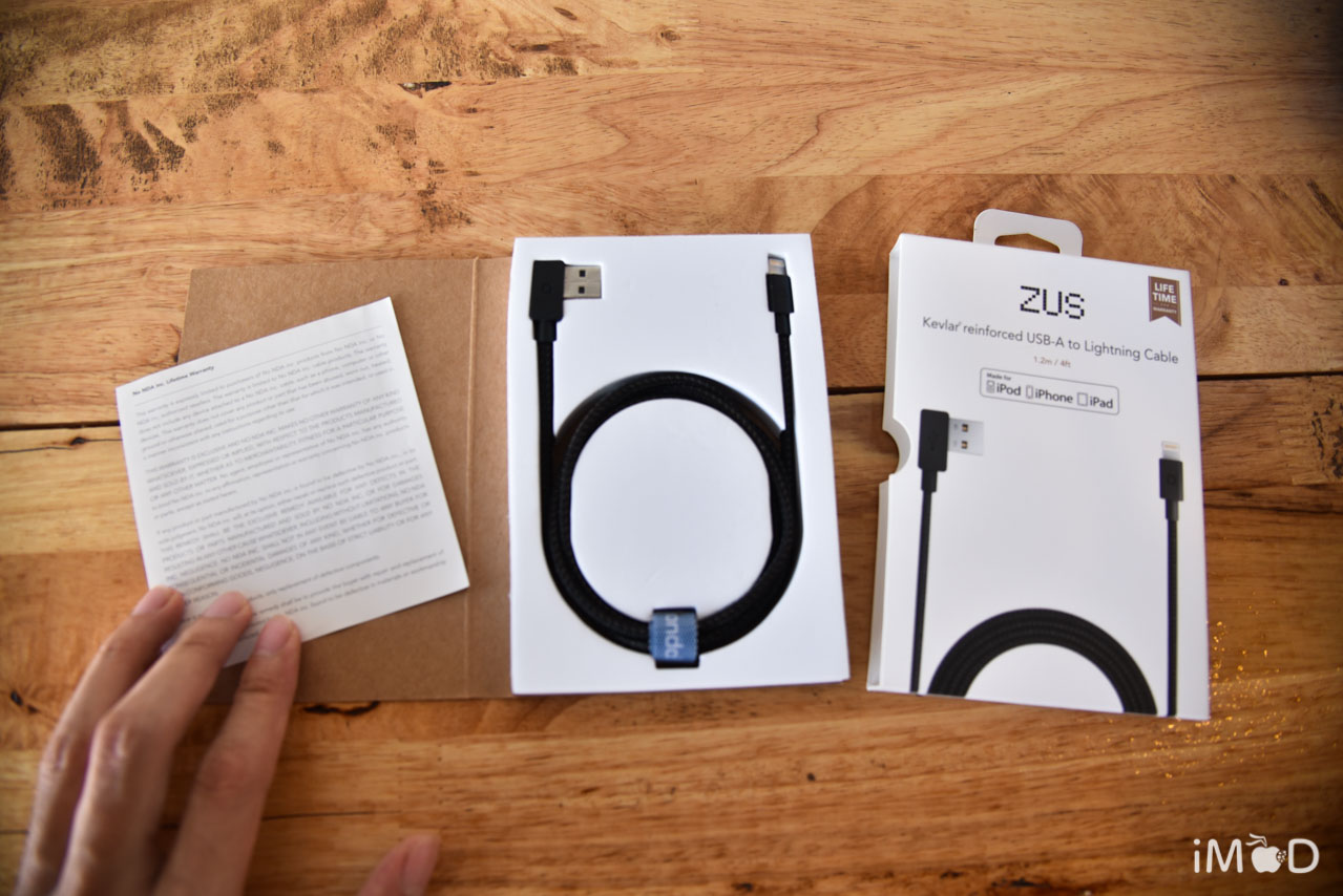 zus-lightning-cable-unbox-2-3