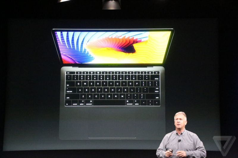 apple-macbook-event-20161027-9006.0.0