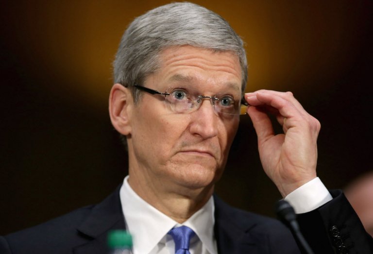 Tim Cook Suiit Tim Cook ใช้ความเงียบเป็นอาวุธในการสัมภาษณ์งานที่ Apple