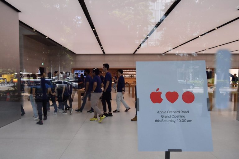 เผยภาพ Apple Orchard Road ที่ประเทศสิงคโปร์ ก่อนเปิดอย่างเป็นทางการ 27 พ.ค. นี้