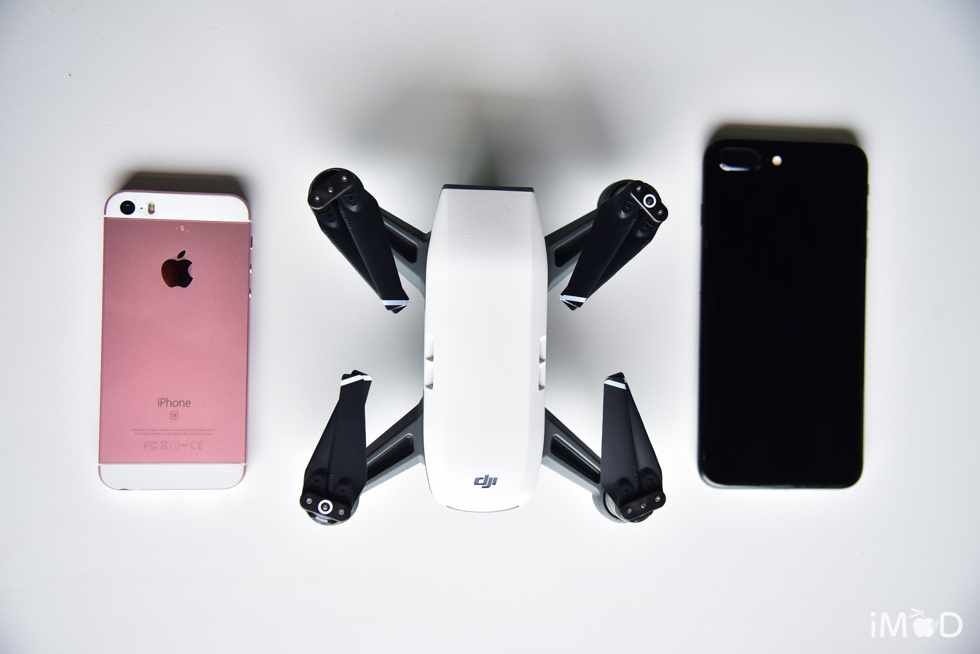 dji spark unboxing-iphone se iphone 7
