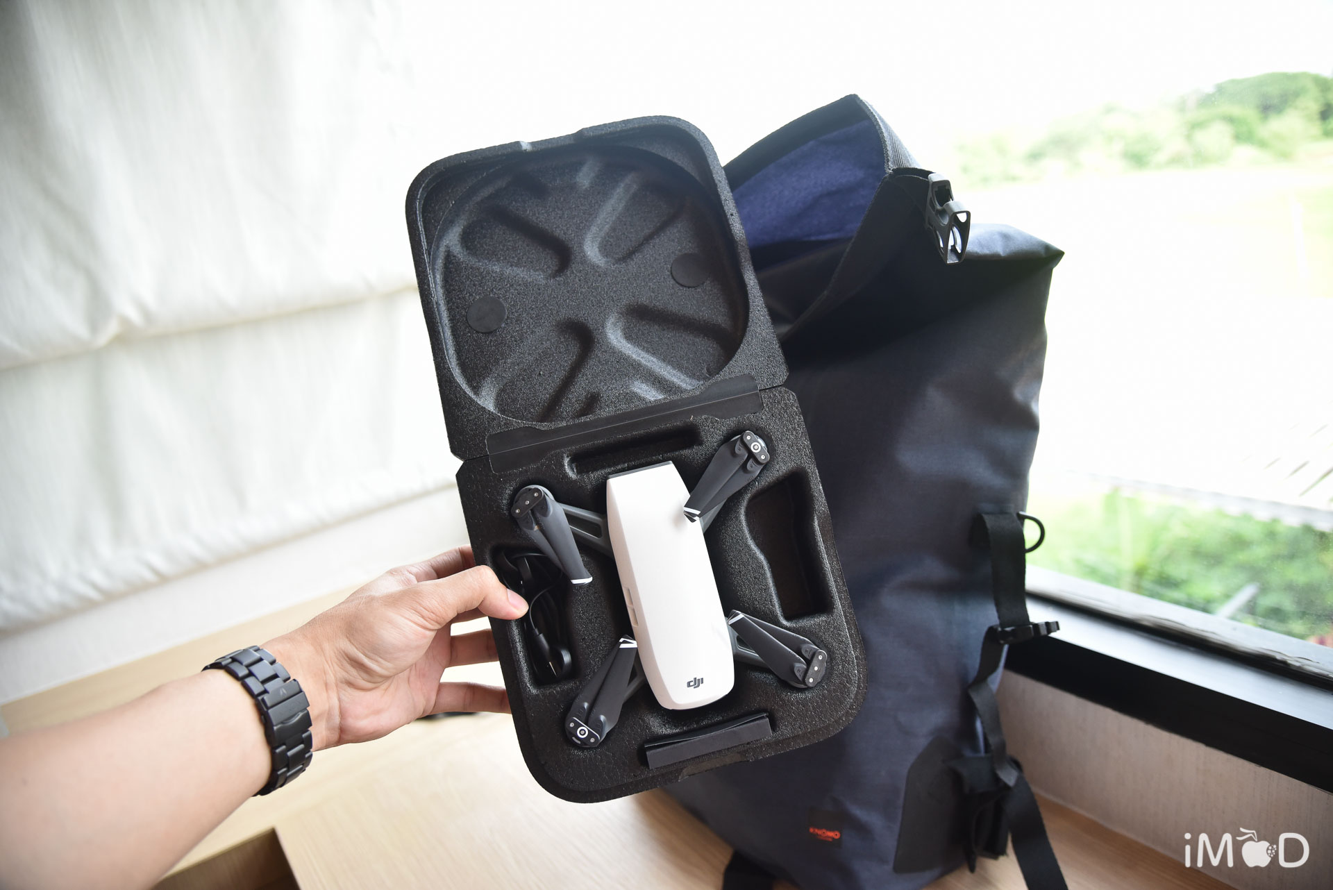 Knomo Cromwell Review 2550