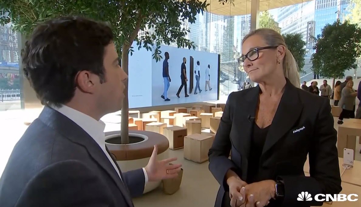 Angela Ahrendts Says Apple Wont Try To Upsell Customers To Iphone X 1