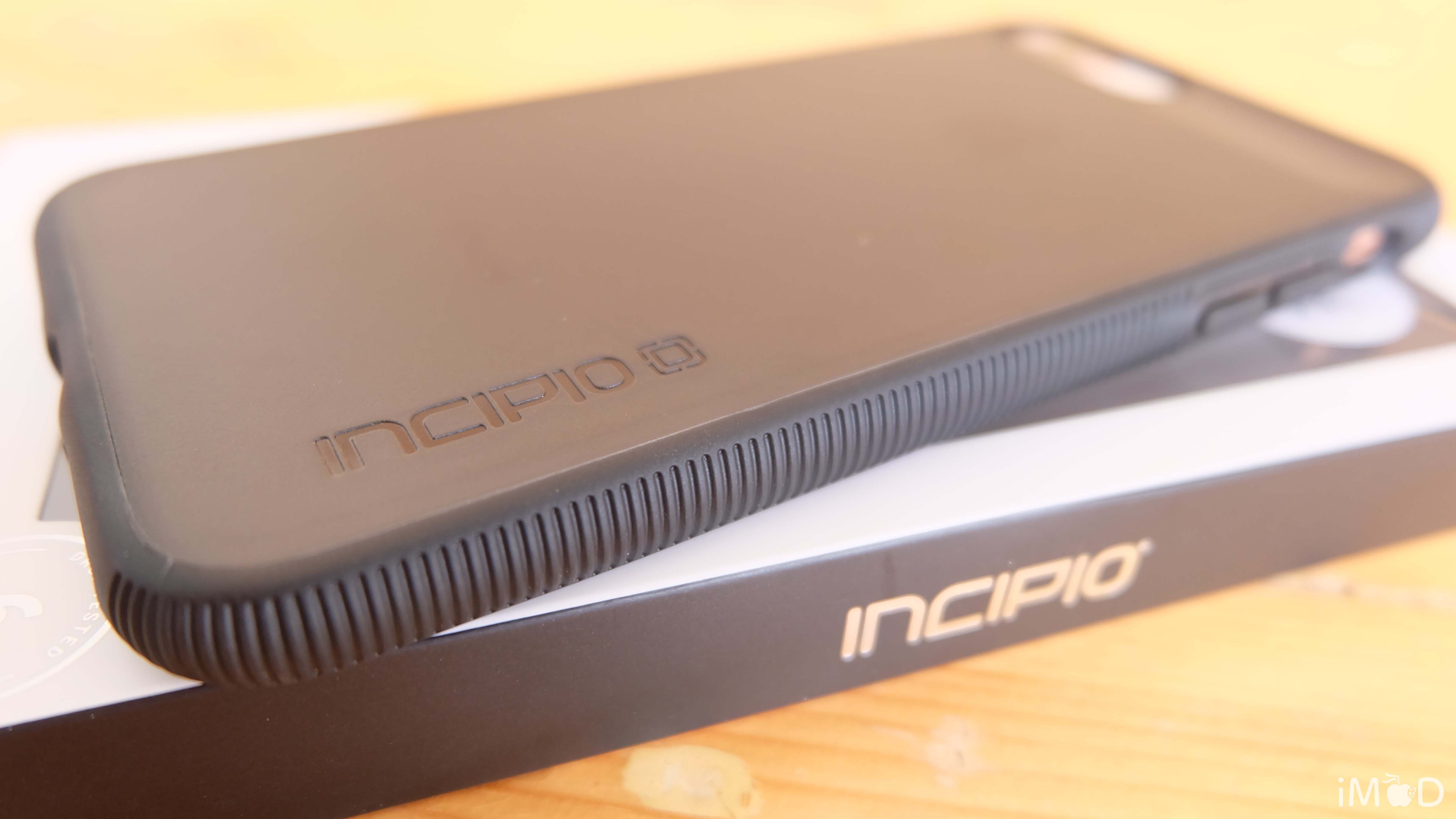 Incipio Octane 3