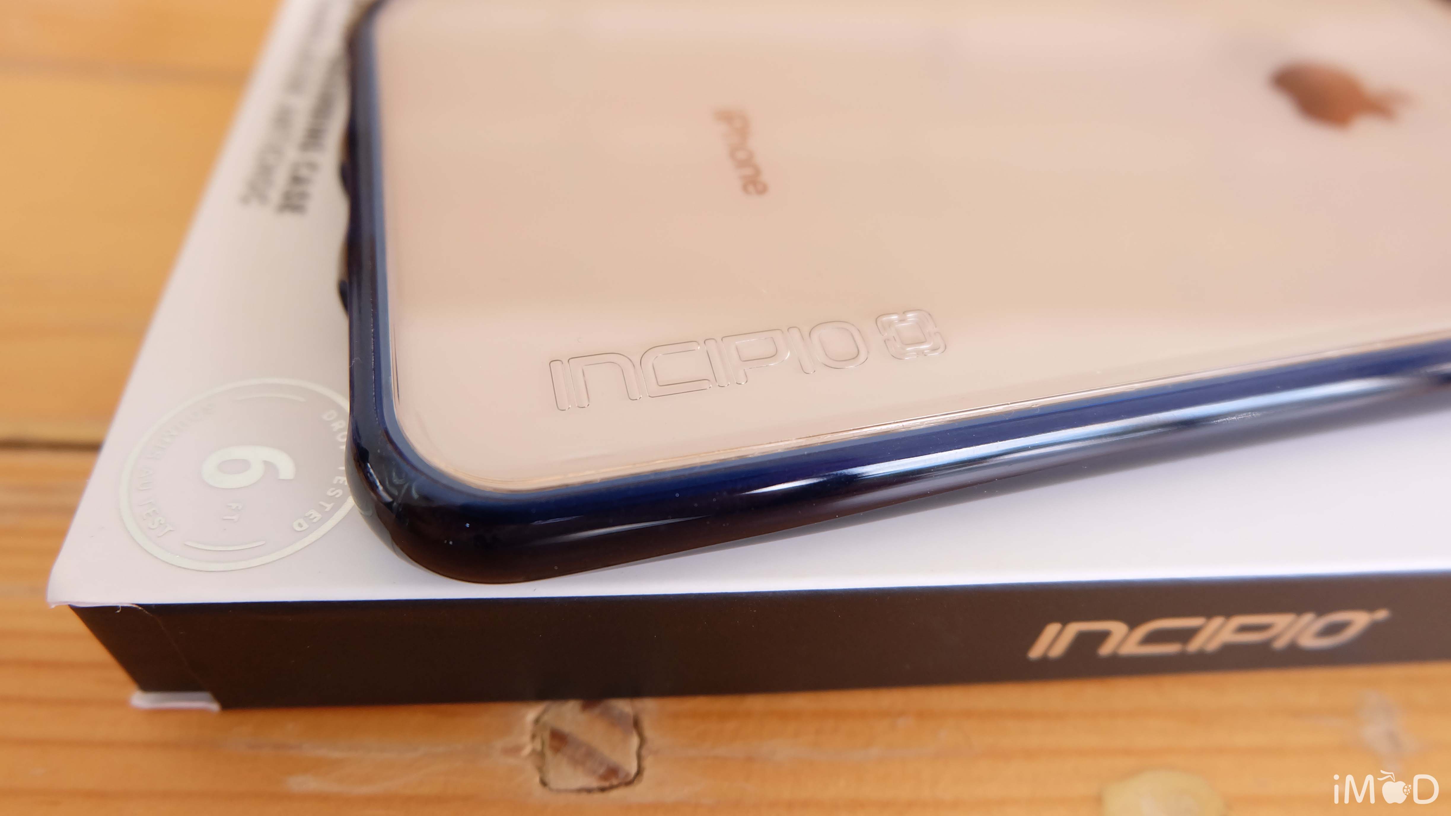 Incipio Octane Pure 6