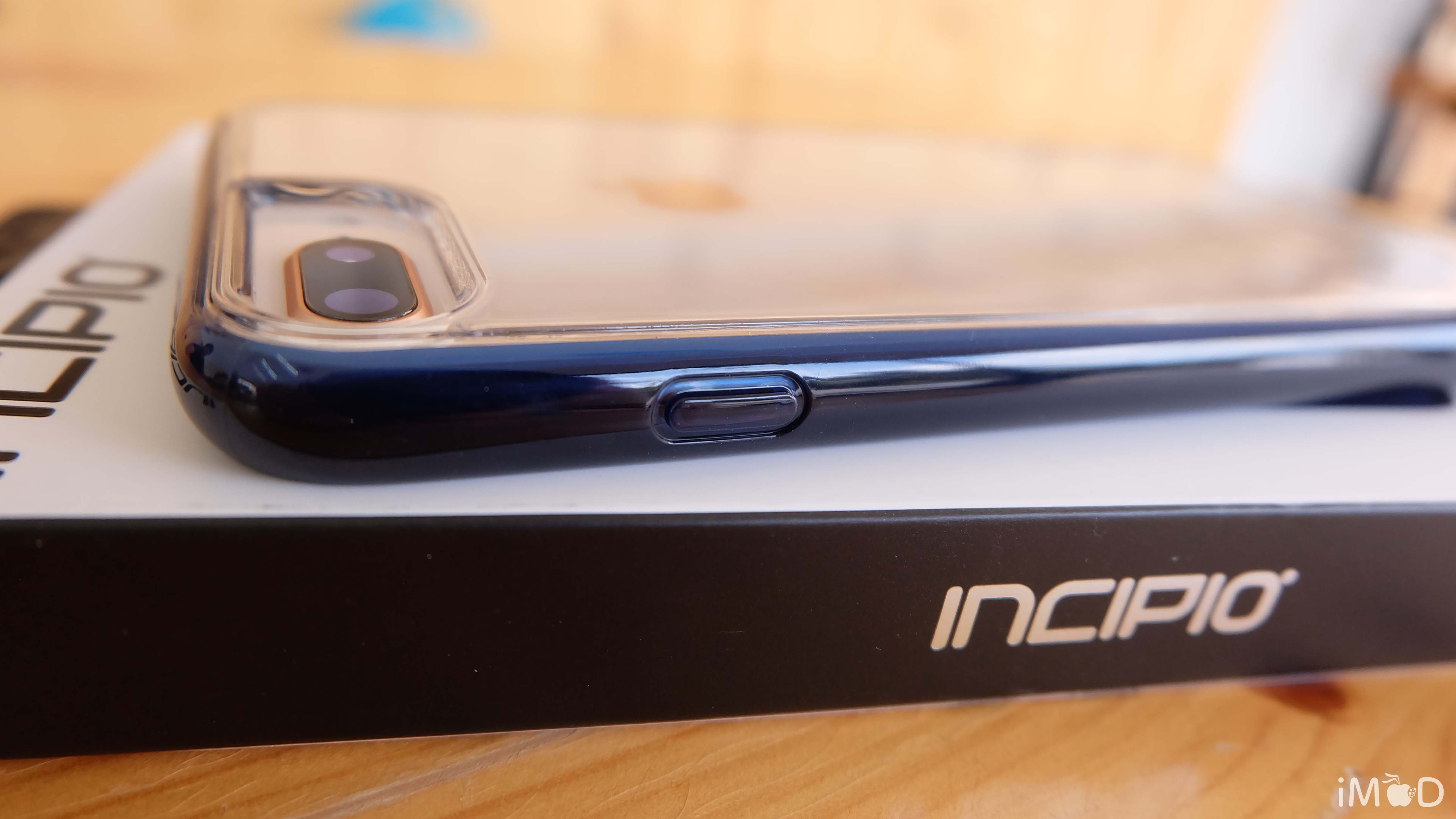 Incipio Octane Pure 7