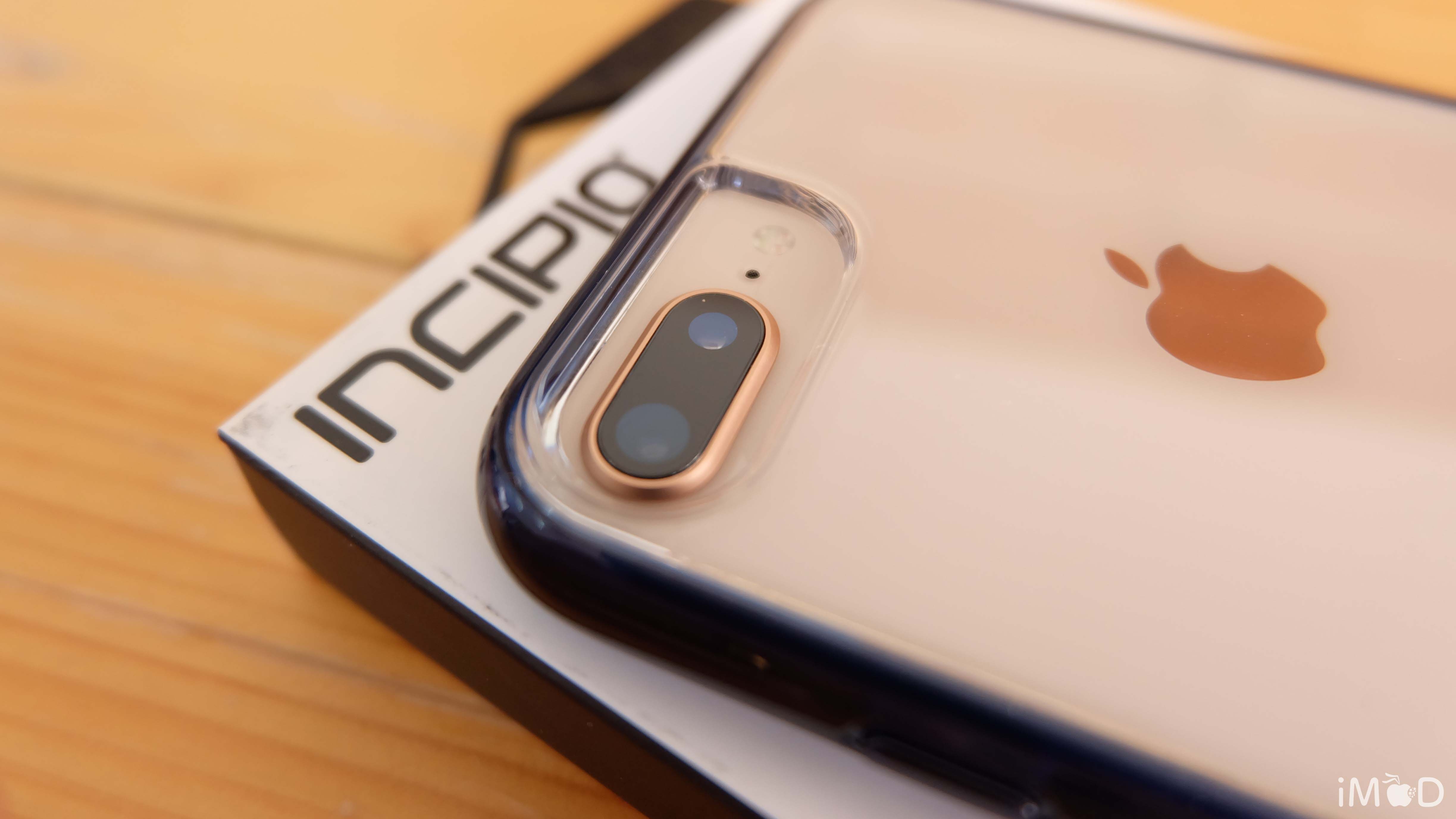 Incipio Octane Pure 8