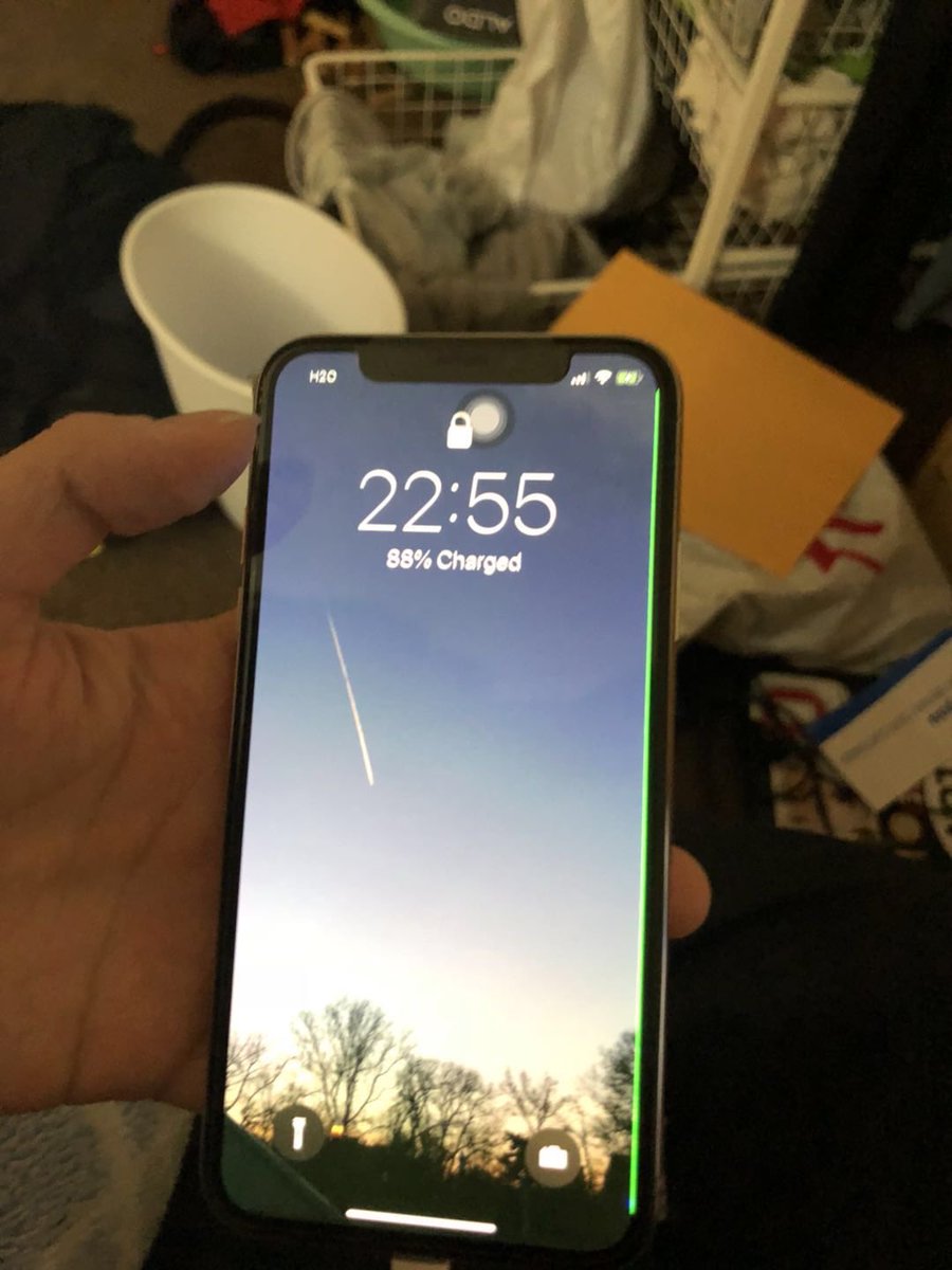 Iphone X Green Line Issue 4