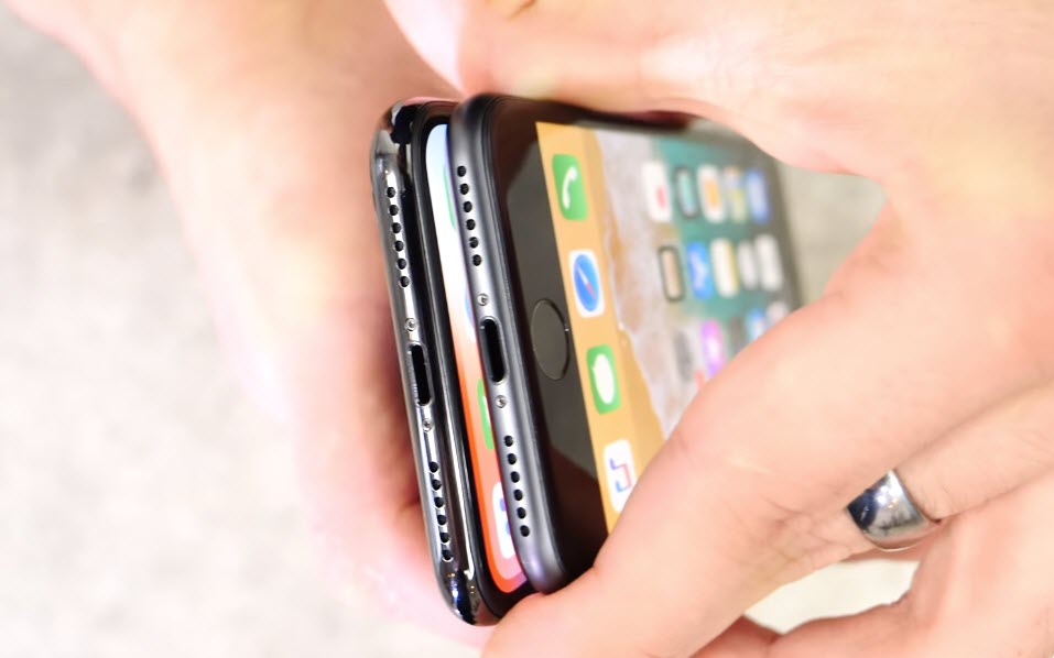 Iphone X Iphone 8 Drop Test 5