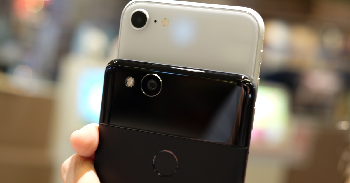 iPhone 8 vs Pixel 2