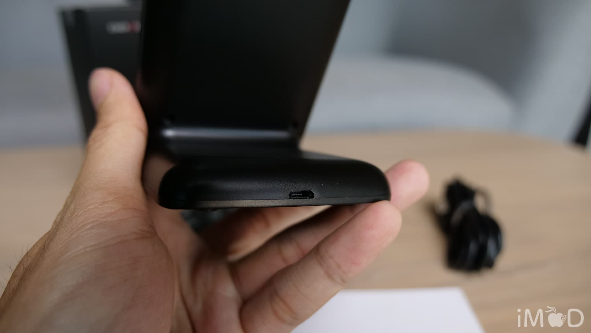 Energea Wireless Charger Review 8321