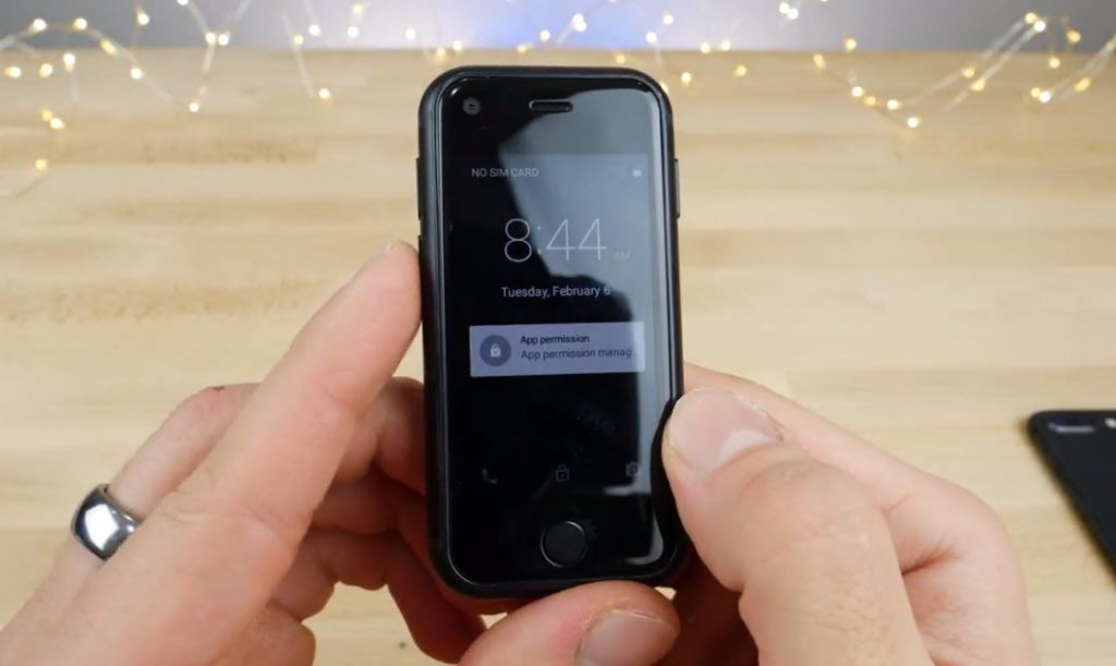 ชมพรีวิว iPhone (เลียนแบบ) เครื่องเล็กที่สุดในโลก (SOYES 7S)