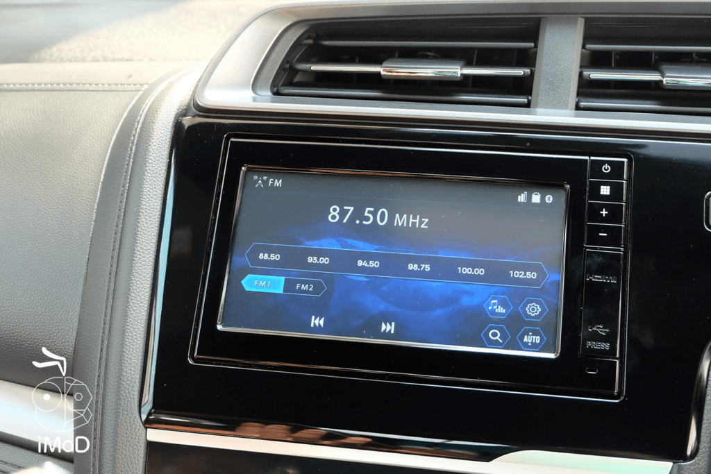 Gizmo Car Bluetooth Charger 6