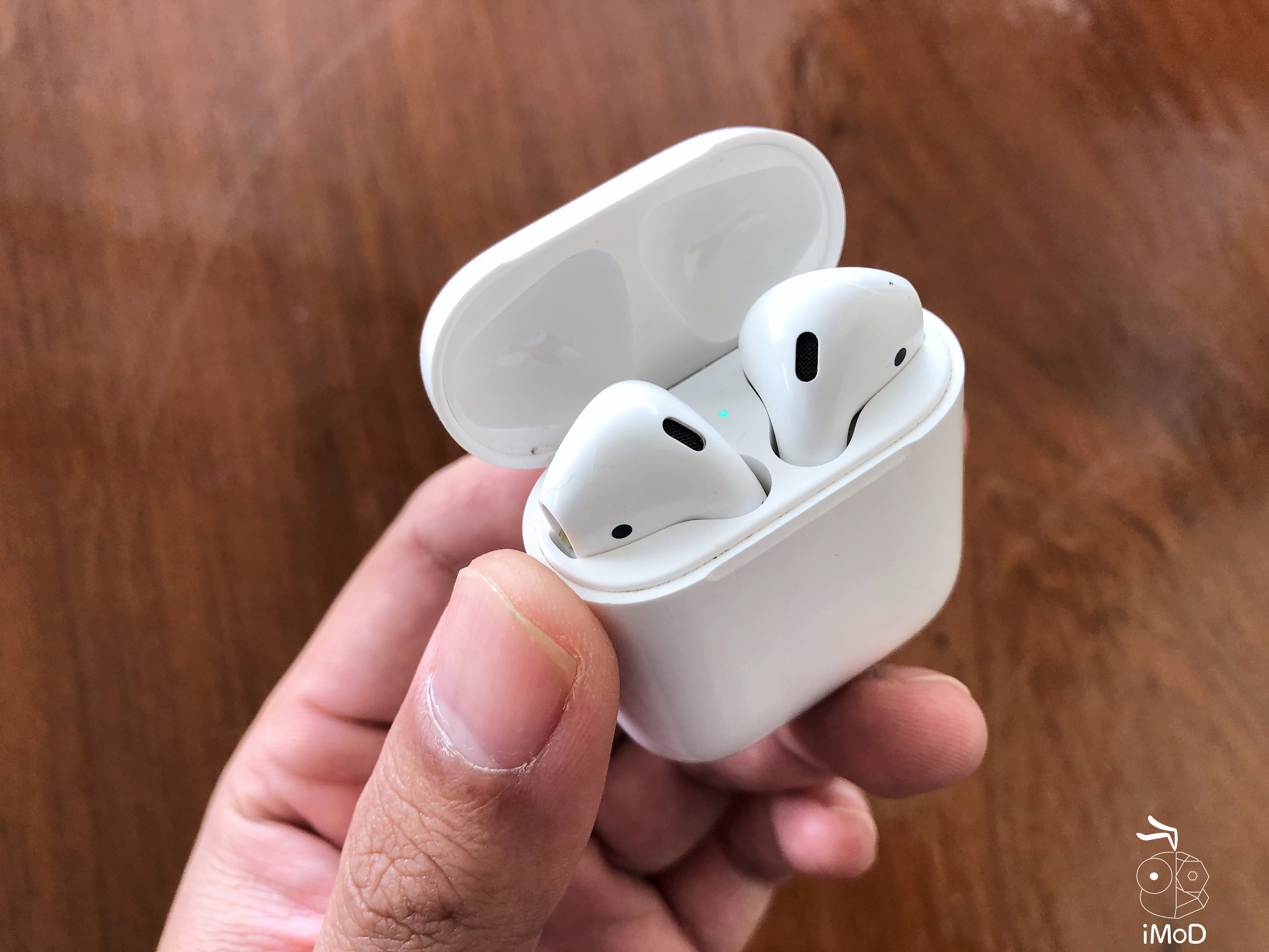 Airpods 1yr Preview002