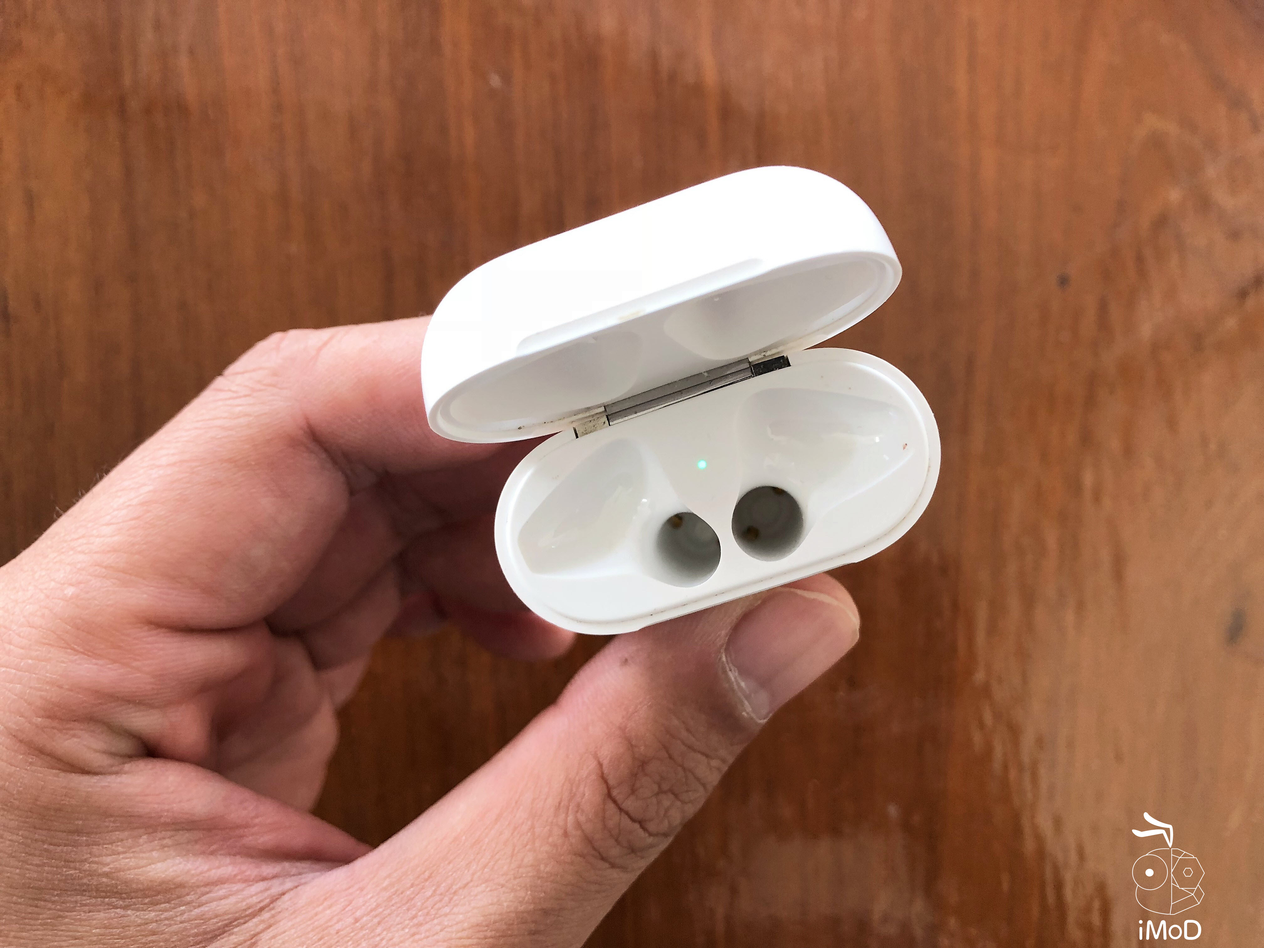 Airpods 1yr Preview005
