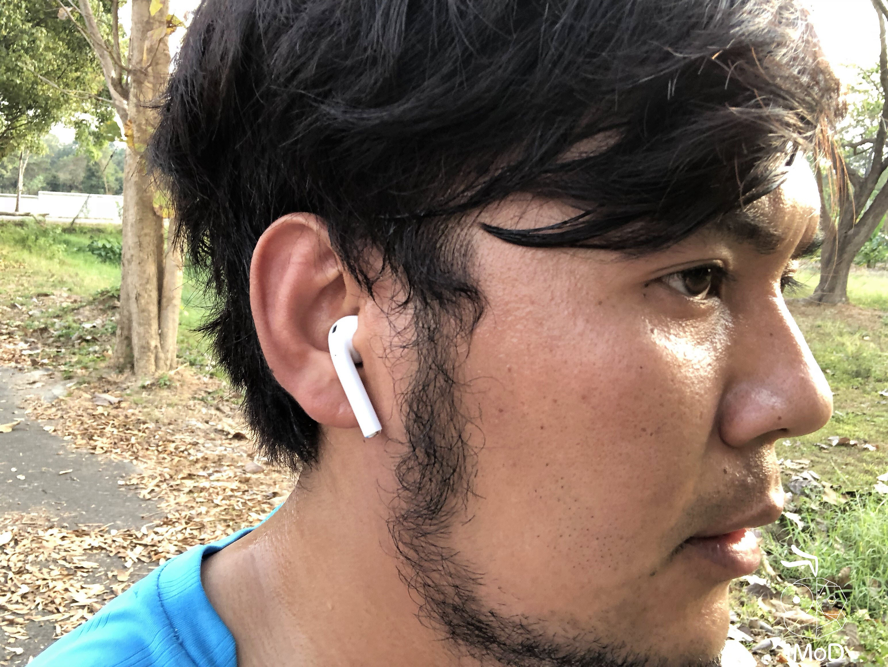 Airpods 1yr Preview030