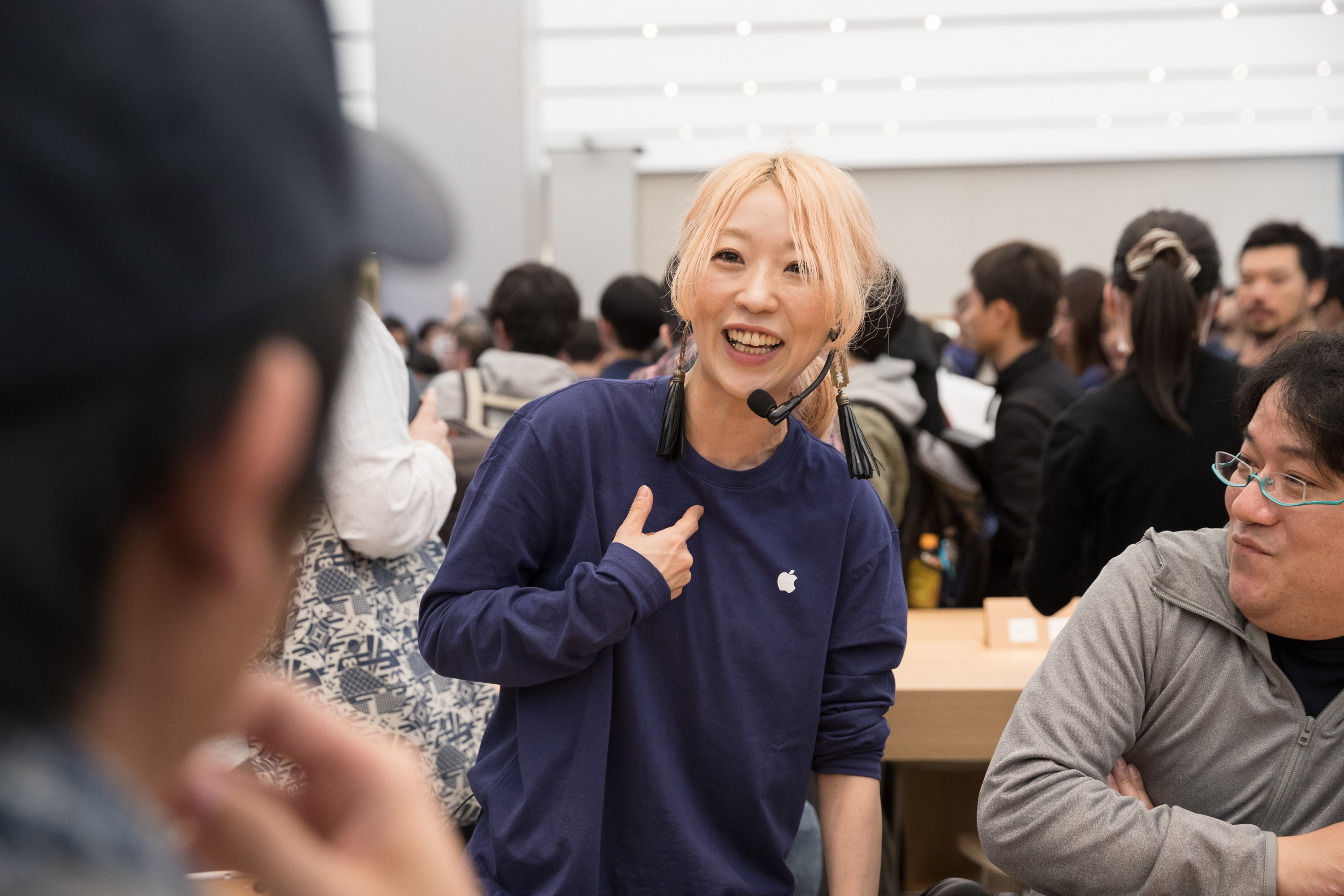 Apple Store Shinjuku Opening Employee At Apple Session 04062018