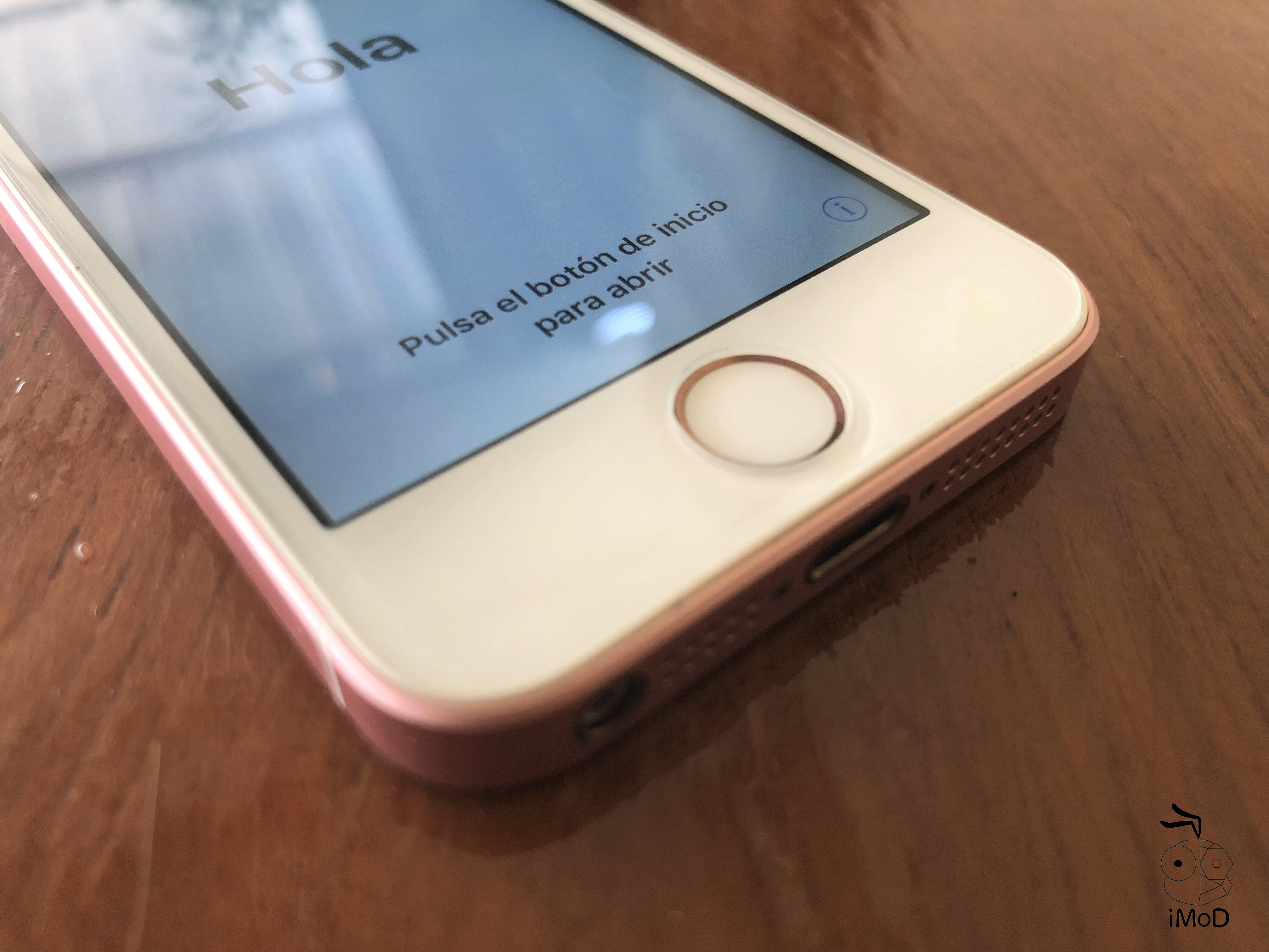 Iphone Se Popular Design Reasons 2