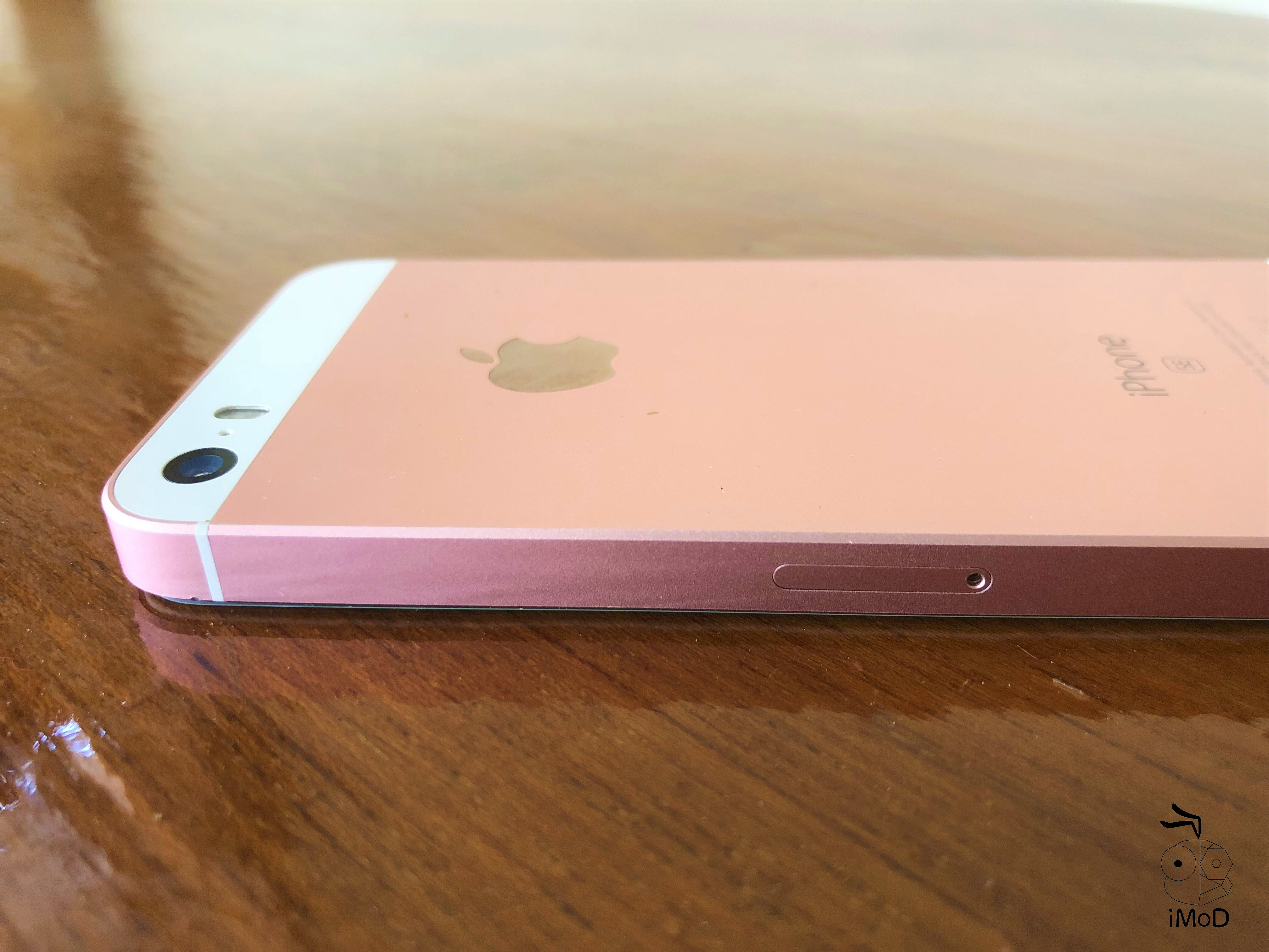 Iphone Se Popular Design Reasons 7