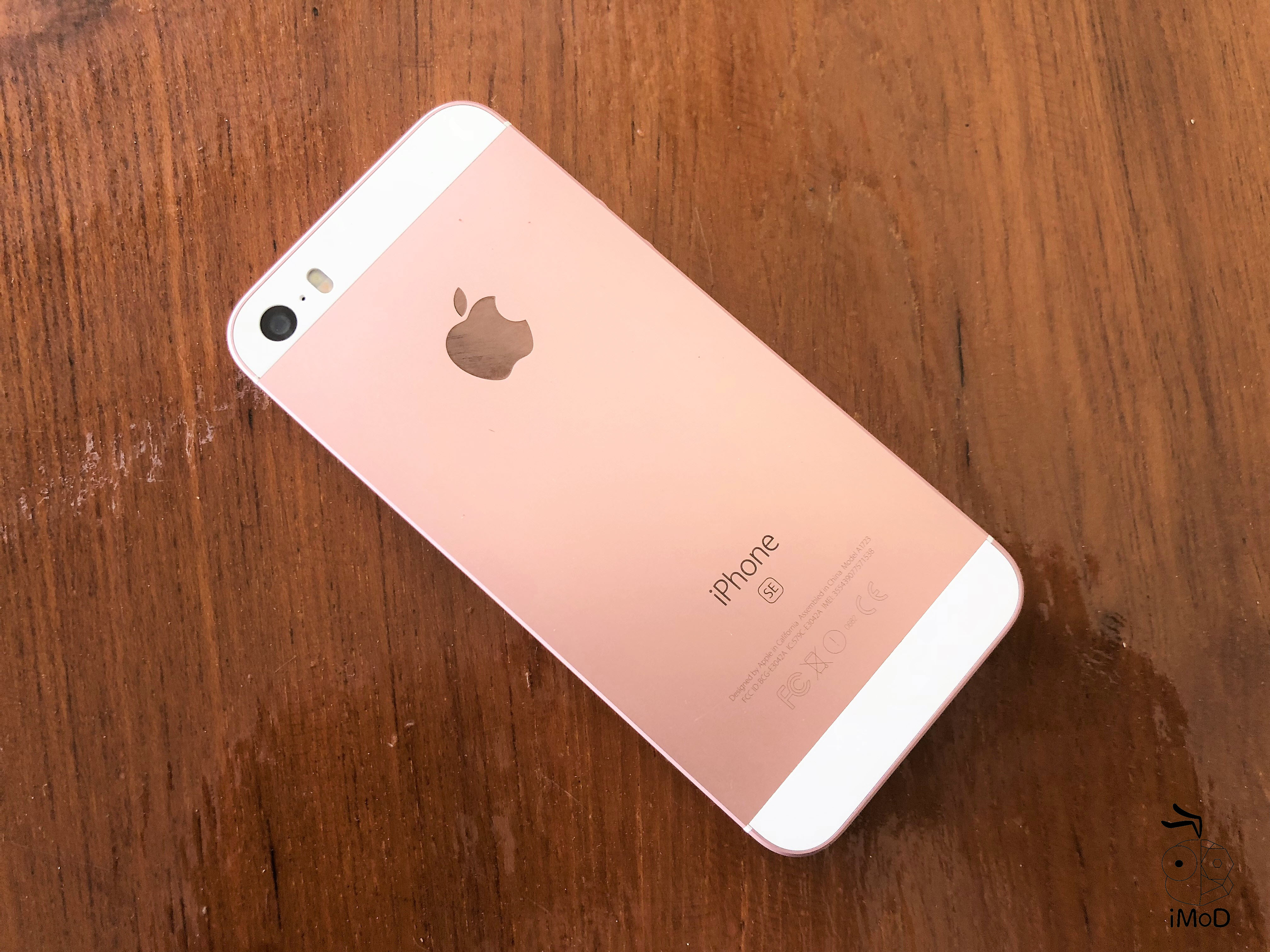 Iphone Se Popular Design Reasons 9