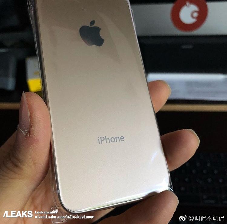 Alleged Iphone Se2 Back Panel And Ios 12 Update Leaked 1