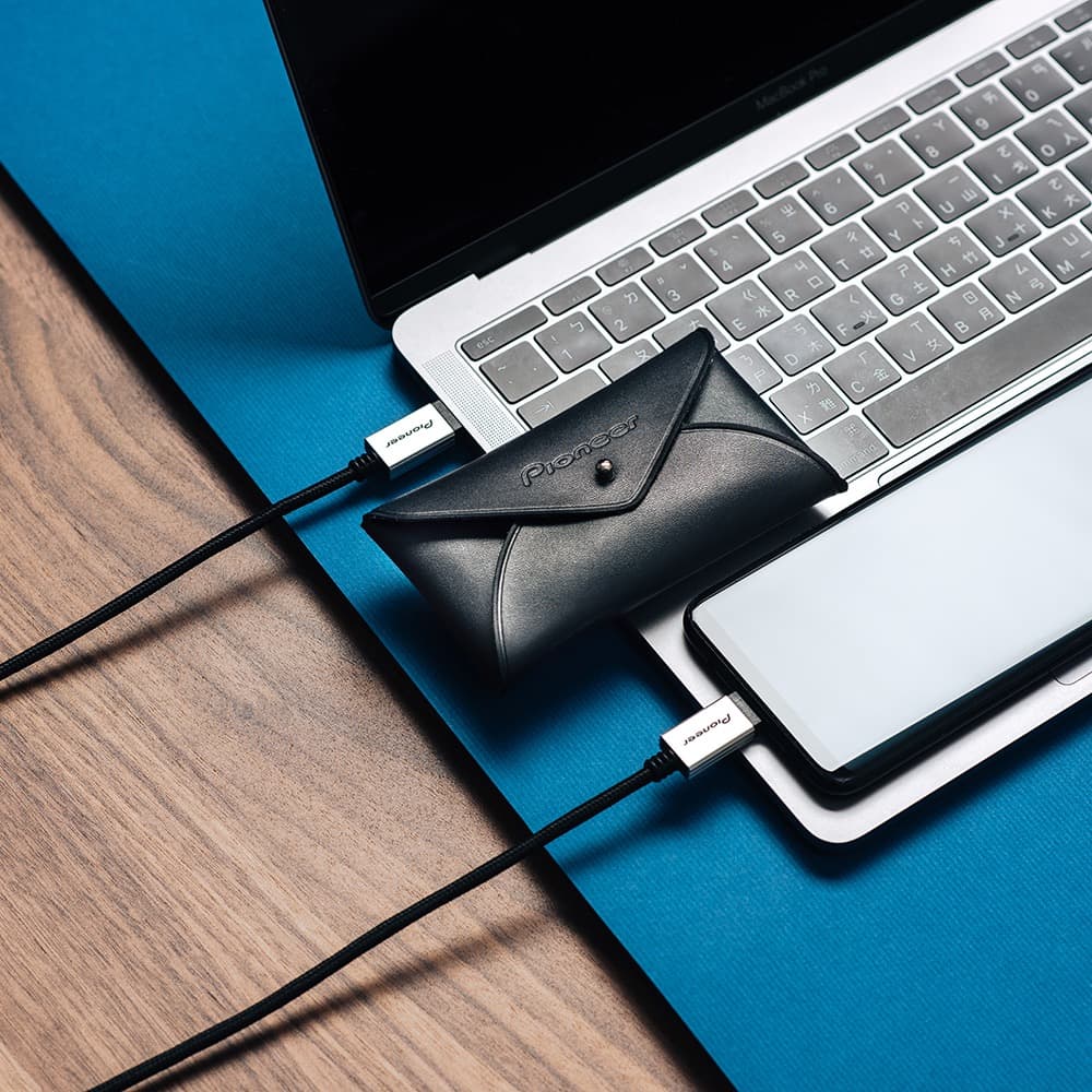 Pic Pioneer Power Sync Cables 02