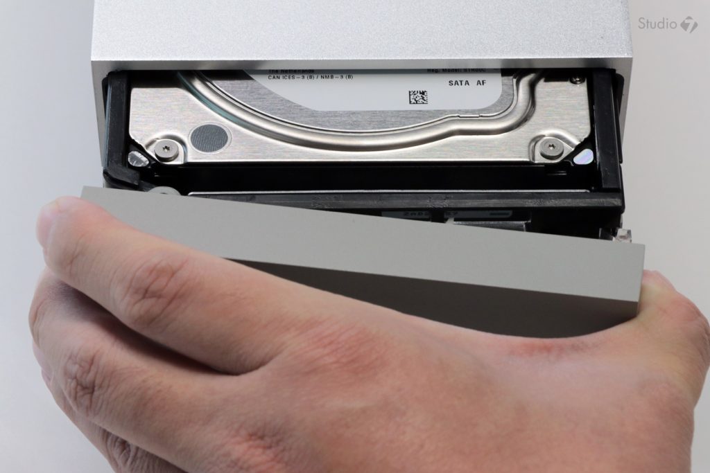 Lacie 2big Dock Review Cover 9