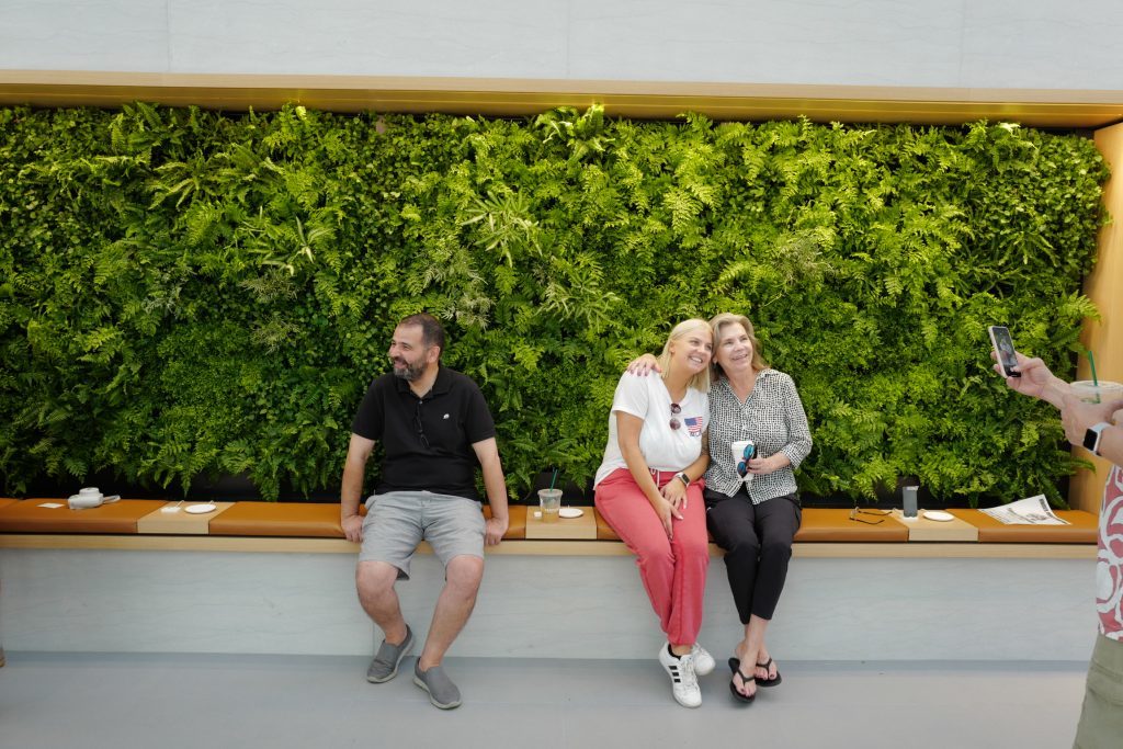 Apple Store Palo Alto Redesign Photos By 9to5mac 8