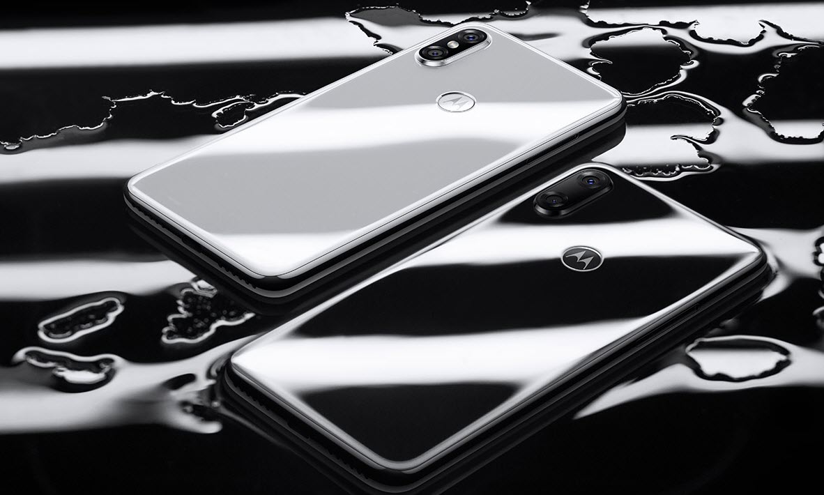 Motorola P30 Inspired By Iphone X 3