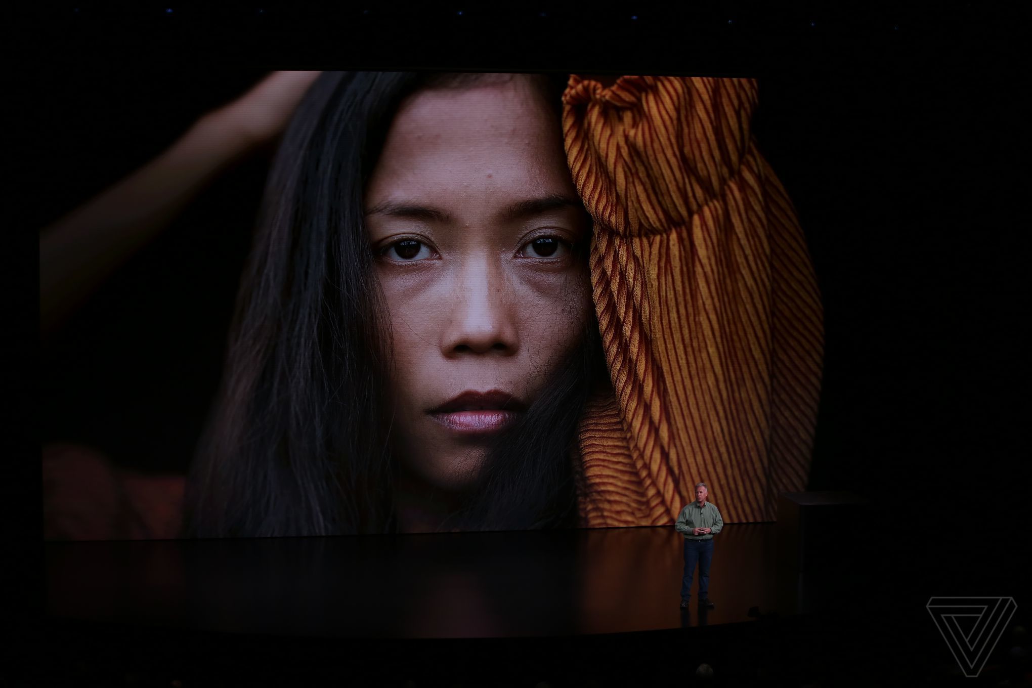 Apple Iphone 2018 Event Theverge Dbohn 1253