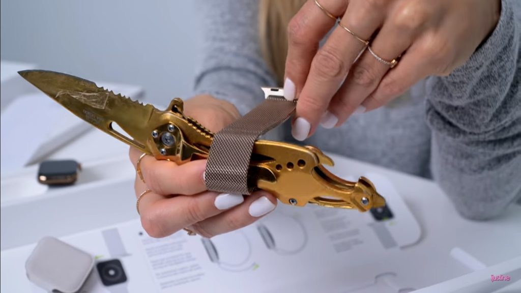 Apple Watch Series 4 Unboxing Youtuber 5