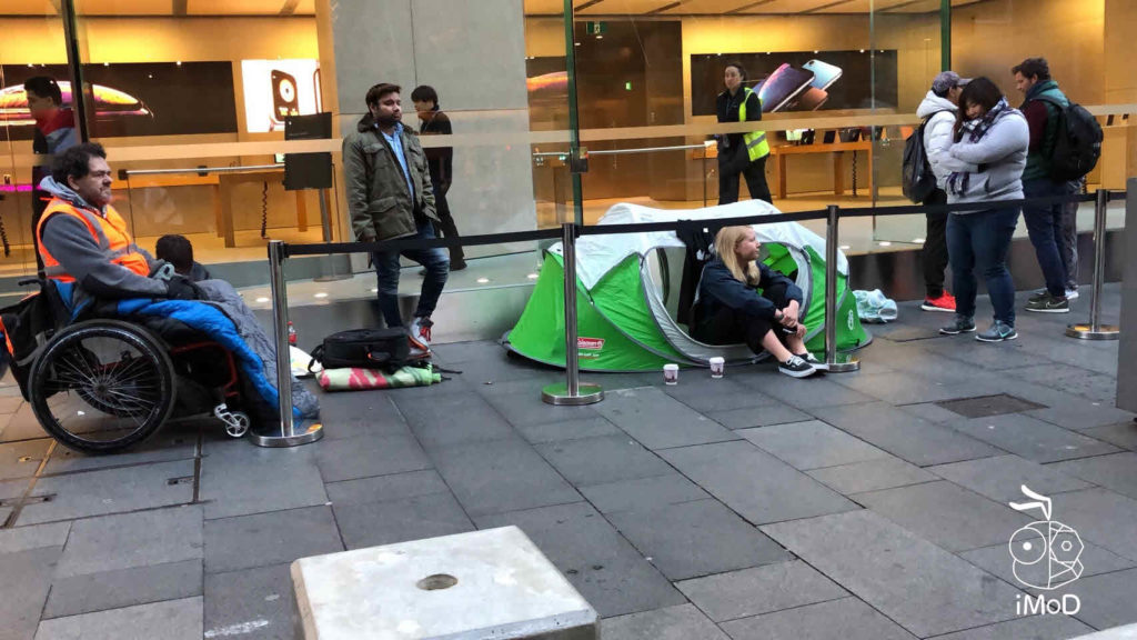 Iphone Xs Iphone Xs Max Apple Watch Series 4 First Launch Day 003