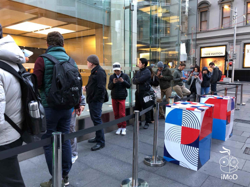 Iphone Xs Iphone Xs Max Apple Watch Series 4 First Launch Day 004