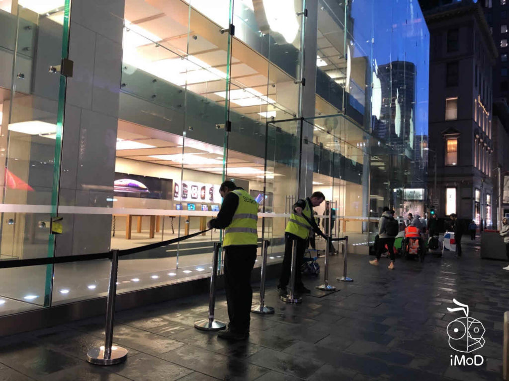 Iphone Xs Iphone Xs Max Apple Watch Series 4 First Launch Day 013