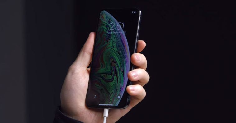 Iphone Xs Not Charging Ios 12 Bug