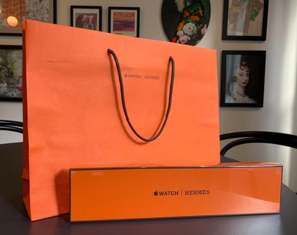 apple watch hermes pantip