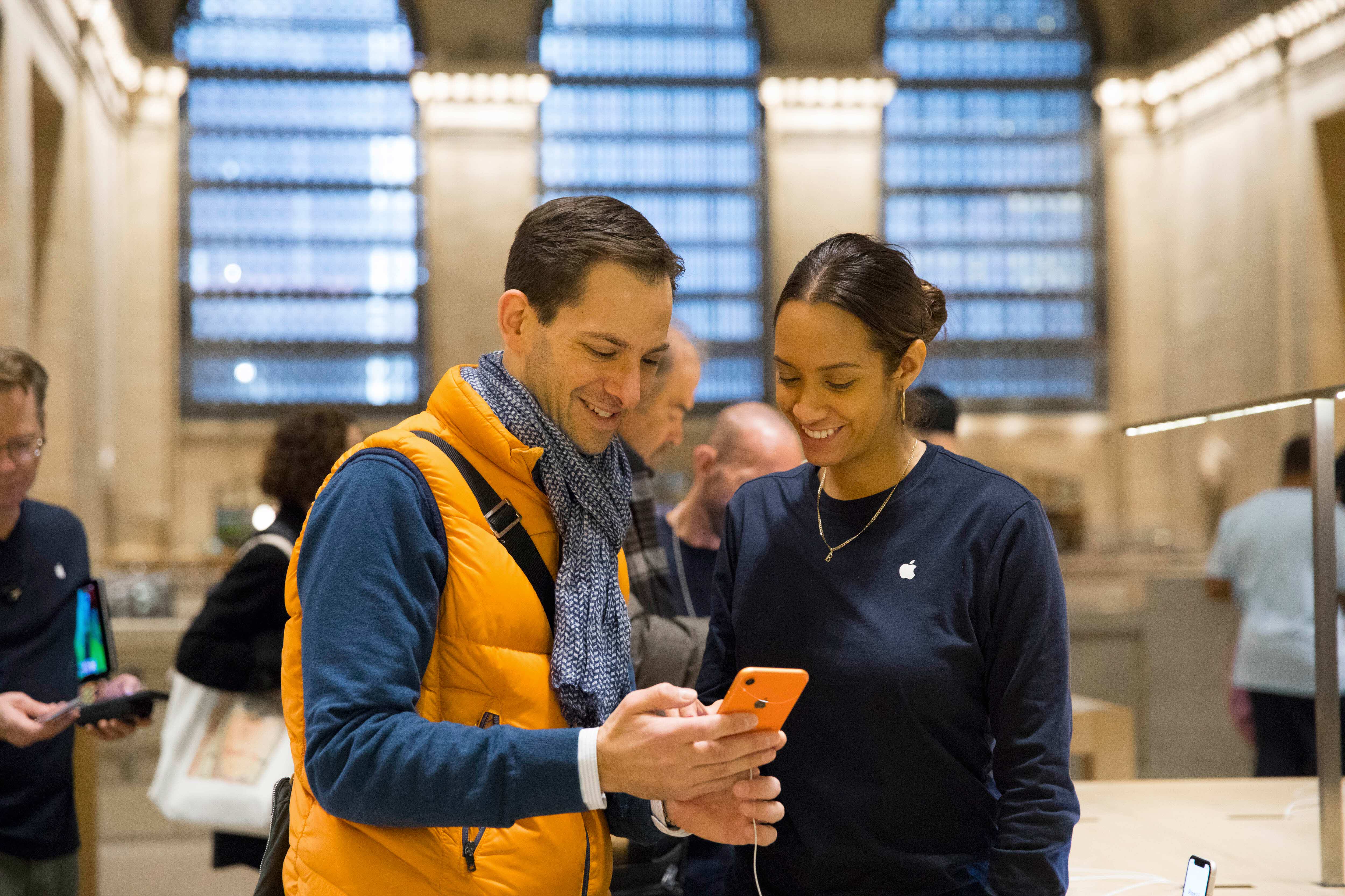 Iphone Xr Launch Grand Central Nyc 10262018