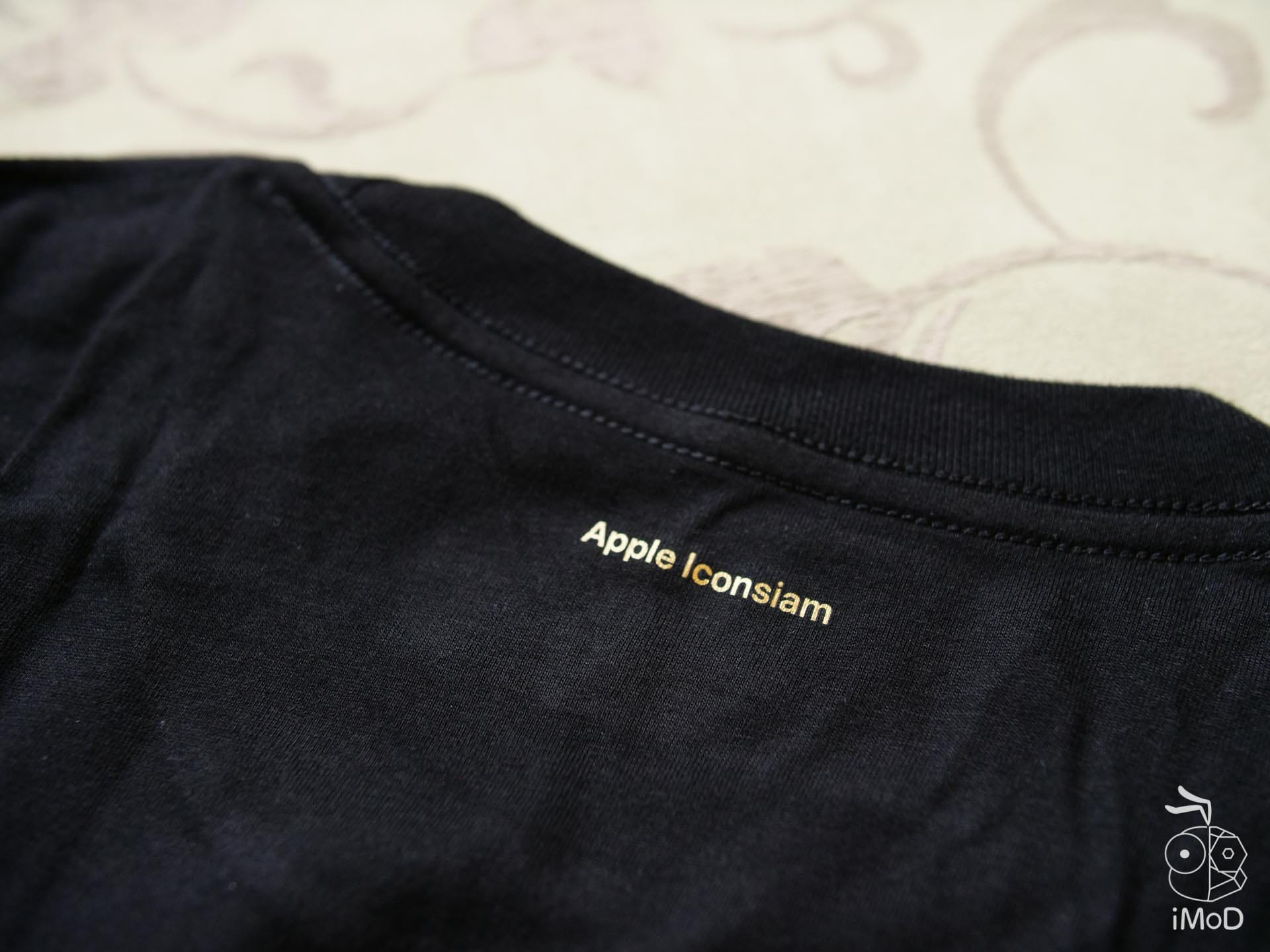 Apple Iconsiam Tshirt 1200413